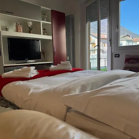 Апартаменты Nido Alpino - Casetta Con Giardino, Vista Montagne Тирано
